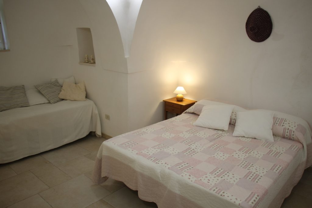 13 bis Trulli miriam camera letto